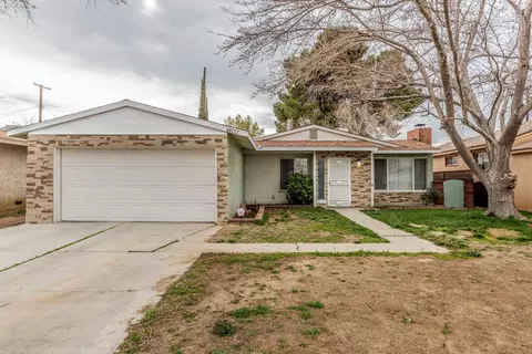 44101 Date Ave, Lancaster, CA 93534 photo 1