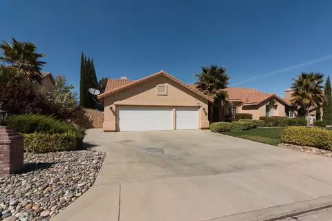 6041 Devonshire Dr, Palmdale, CA 93551 photo 6