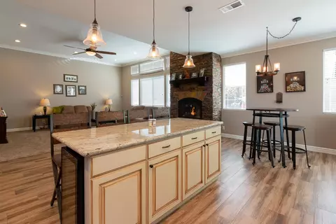 6041 Devonshire Dr, Palmdale, CA 93551 photo 14