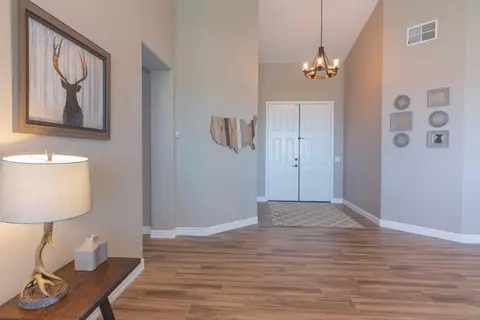 6041 Devonshire Dr, Palmdale, CA 93551 photo 8