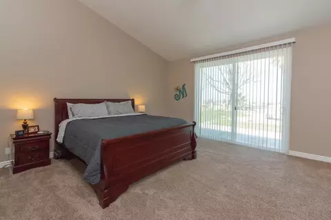 6041 Devonshire Dr, Palmdale, CA 93551 photo 19