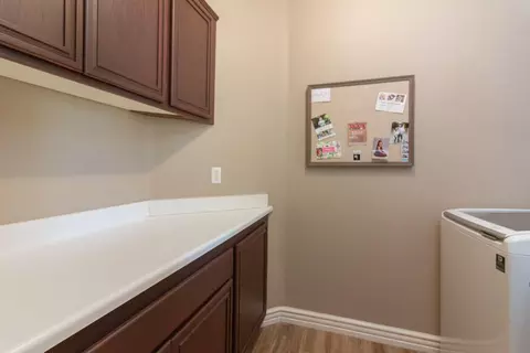 6041 Devonshire Dr, Palmdale, CA 93551 photo 26