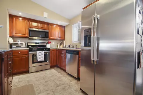 44707 21st St W, Lancaster, CA 93536 photo 4