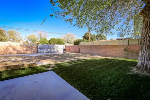 44940 Kingtree Ave, Lancaster, CA 93534 photo 31