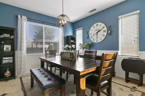 4757 Jade Ct, Lancaster, CA 93536 photo 11