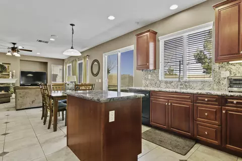 4757 Jade Ct, Lancaster, CA 93536 photo 21