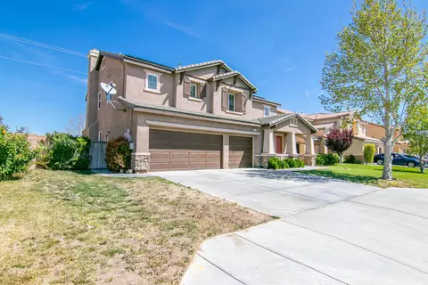 4757 Jade Ct, Lancaster, CA 93536 photo 5