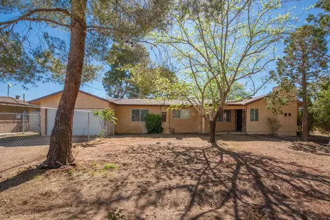 47120 145th St E, Lancaster, CA 93535 photo 1