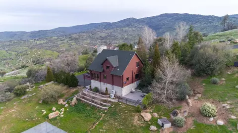 30540 Condor Pl, Tehachapi, CA 93561 photo 6