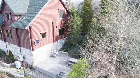 30540 Condor Pl, Tehachapi, CA 93561 photo 3