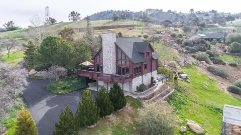 30540 Condor Pl, Tehachapi, CA 93561 photo 8