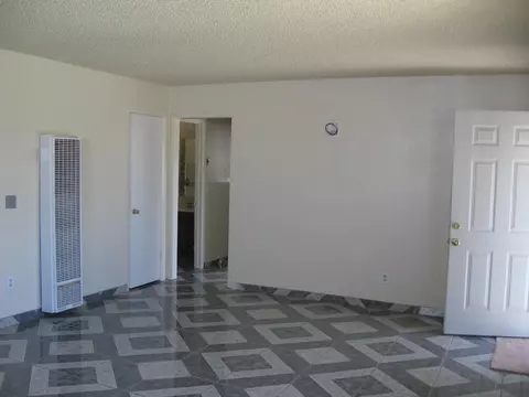 1259 Boyden Ave W, Lancaster, CA 93534 photo 3