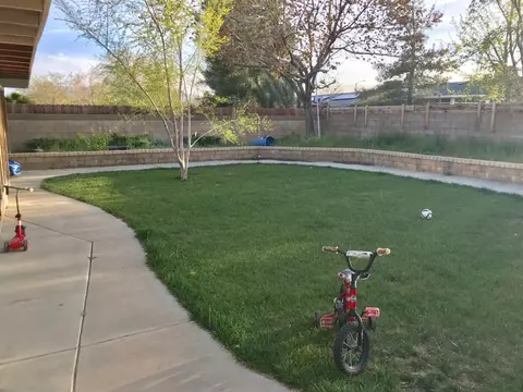 37237 55th Street St E, Palmdale, CA 93552 photo 9