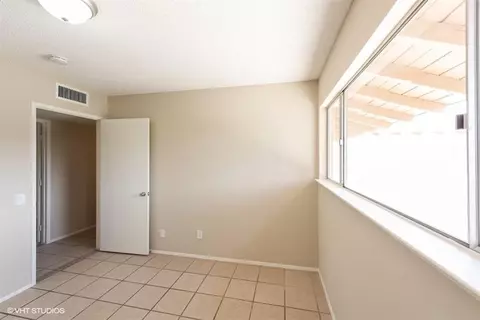 38465 2nd St E, Palmdale, CA 93550 photo 9