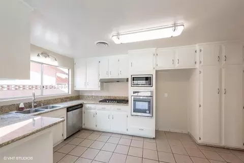 38465 2nd St E, Palmdale, CA 93550 photo 5