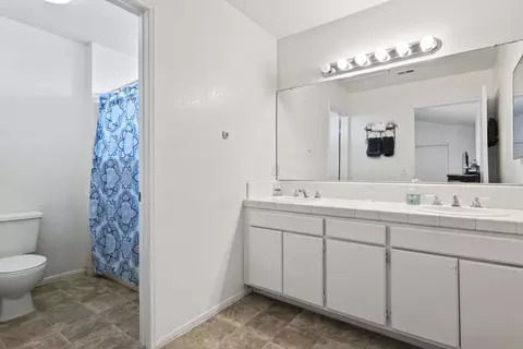 43647 Serenity Ct, Lancaster, CA 93535 photo 16