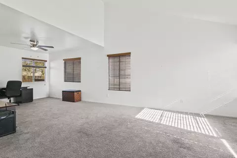 43647 Serenity Ct, Lancaster, CA 93535 photo 8