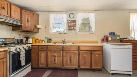 2528 Backus Rd, Mojave, CA 93501 photo 37