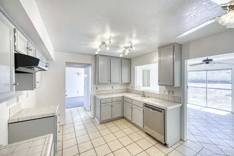 5224 Karling Pl, Palmdale, CA 93552 photo 10