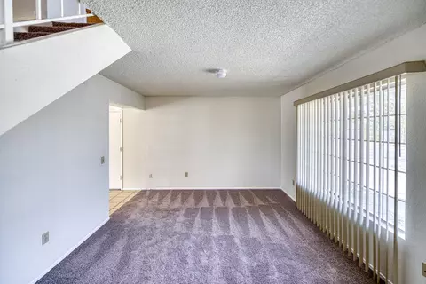 5224 Karling Pl, Palmdale, CA 93552 photo 4
