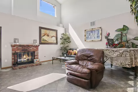37757 Westview Dr, Palmdale, CA 93550 photo 25
