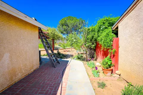 37031 29th Pl E, Palmdale, CA 93550 photo 14