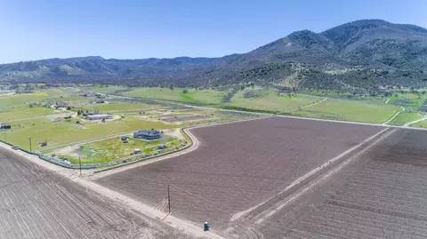 26165 Banducci Rd, Tehachapi, CA 93561 photo 12