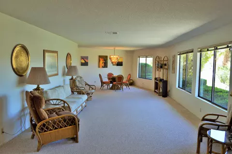 35808 42nd St E, Palmdale, CA 93552 photo 2