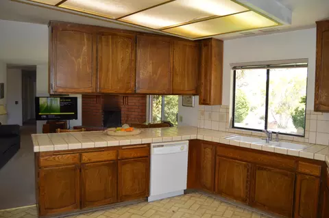 35808 42nd St E, Palmdale, CA 93552 photo 8