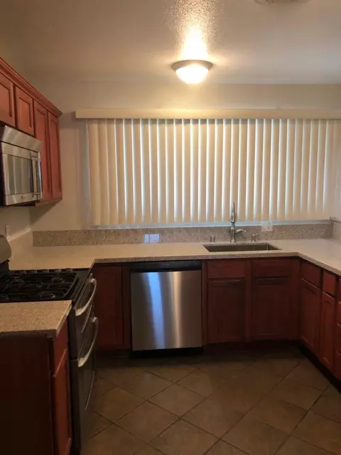 44273 11th St E, Lancaster, CA 93535 photo 9