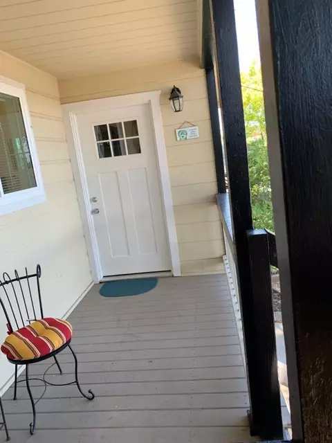 2328 Martinez Ave, Martinez, CA 94553 photo 3