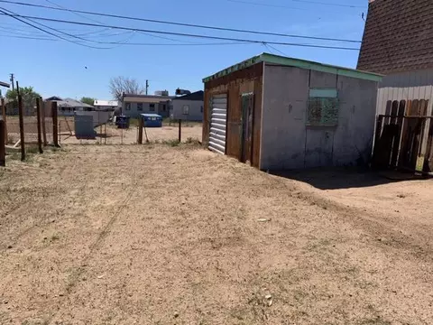 15655 L St, Mojave, CA 93501 photo 6