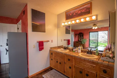 18724 Cherry Ln, Tehachapi, CA 93561 photo 20