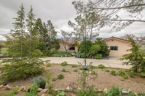 18724 Cherry Ln, Tehachapi, CA 93561 photo 40