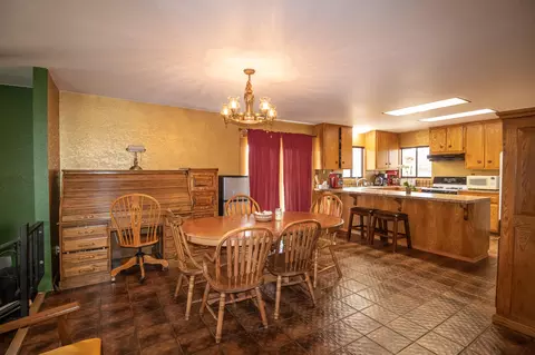 18724 Cherry Ln, Tehachapi, CA 93561 photo 11