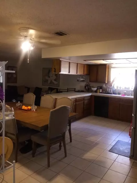 44737 Jefferson Ct, Lancaster, CA 93535 photo 6