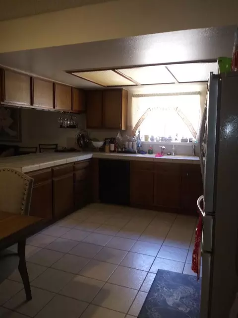 44737 Jefferson Ct, Lancaster, CA 93535 photo 5