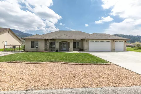 28260 Breaburn Dr, Tehachapi, CA 93561 photo 1