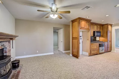 2107 Forry St, Lancaster, CA 93536 photo 12