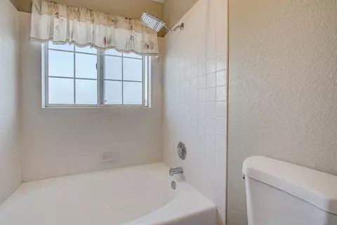 2107 Forry St, Lancaster, CA 93536 photo 25