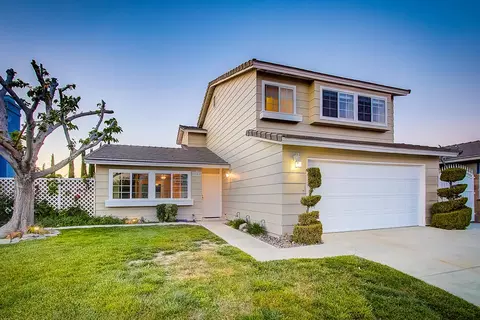 2107 Forry St, Lancaster, CA 93536 photo 1