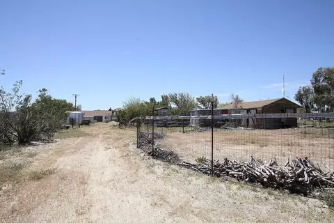 6293 Backus Rd, Mojave, CA 93501 photo 19