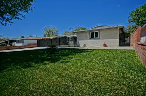 44935 Lorimer Ave, Lancaster, CA 93534 photo 4