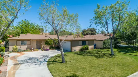 43702 Fig Ave, Lancaster, CA 93534 photo 3