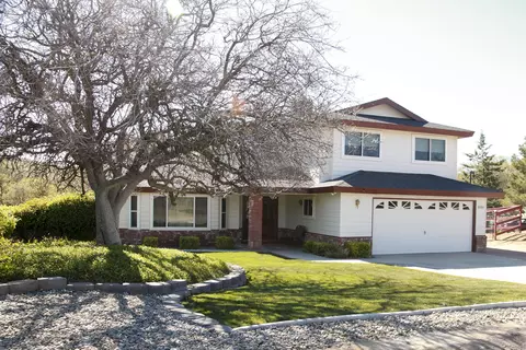 22810 Jerry Dr, Tehachapi, CA 93561 photo 2