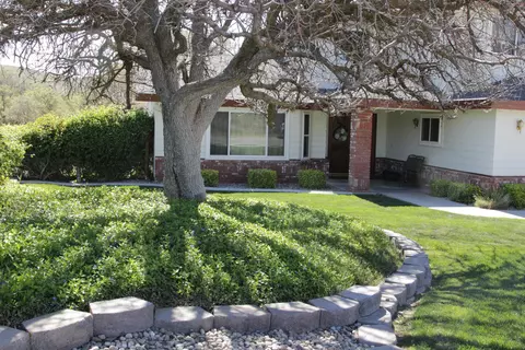 22810 Jerry Dr, Tehachapi, CA 93561 photo 3