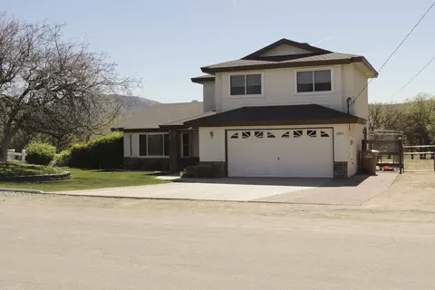 22810 Jerry Dr, Tehachapi, CA 93561 photo 1