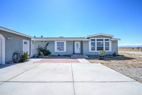 47089 70th St W, Lancaster, CA 93536 photo 2