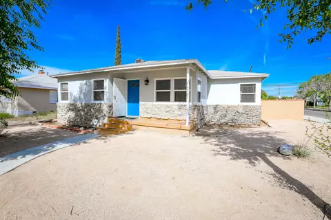 44202 Elm Ave, Lancaster, CA 93534 photo 2