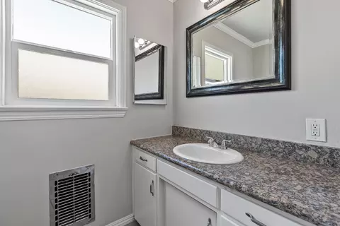 44202 Elm Ave, Lancaster, CA 93534 photo 10